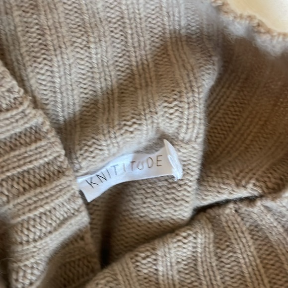 Knititude Brown Turtleneck Sweater - Picture 4 of 4